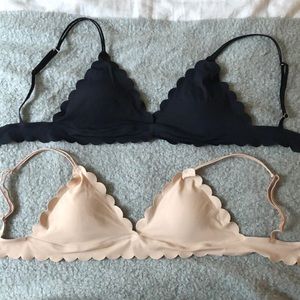 2 Bralettes
